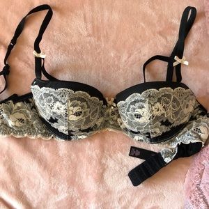 Victoria’s Secret Dream Angels Balconet Bra